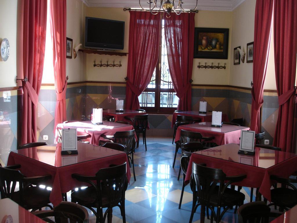 Hotel Villa Maria Cabra Kültér fotó